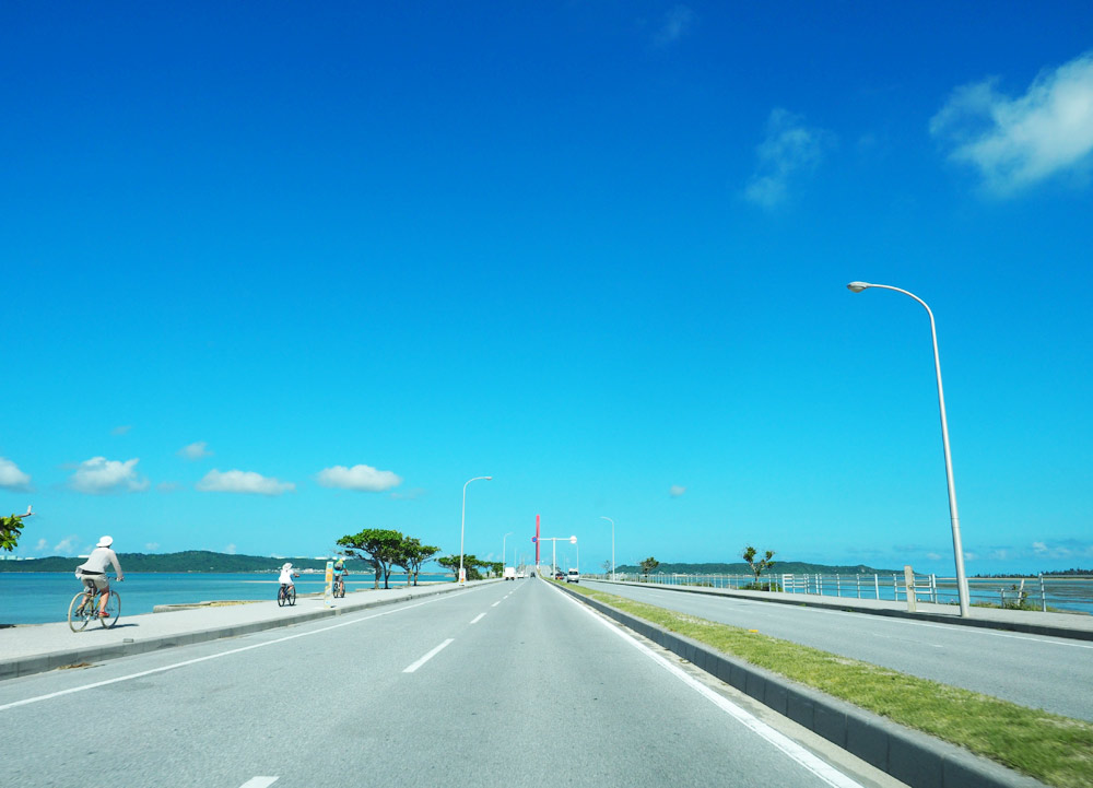 見晴らしがいい海中走路