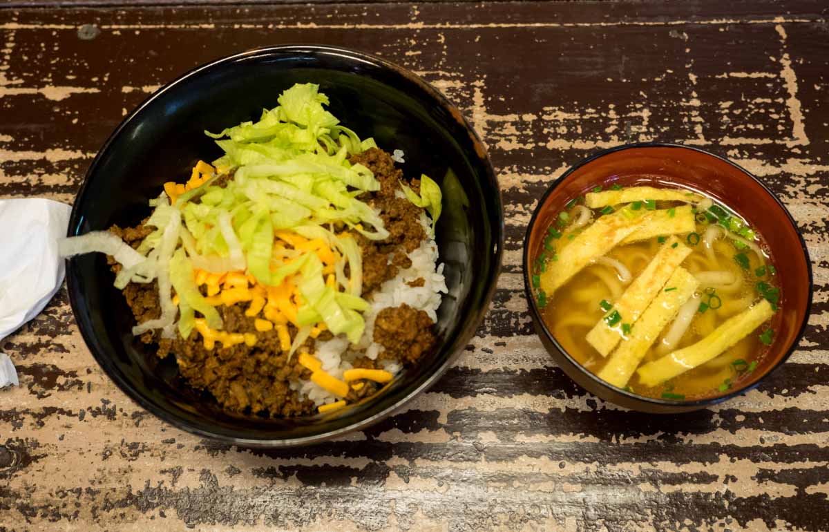 タコライス丼ミニそばセット