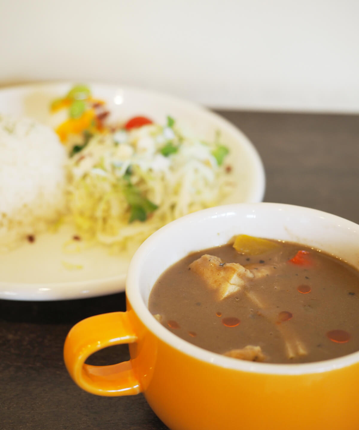 カフェオンオアエイトのカレーランチ