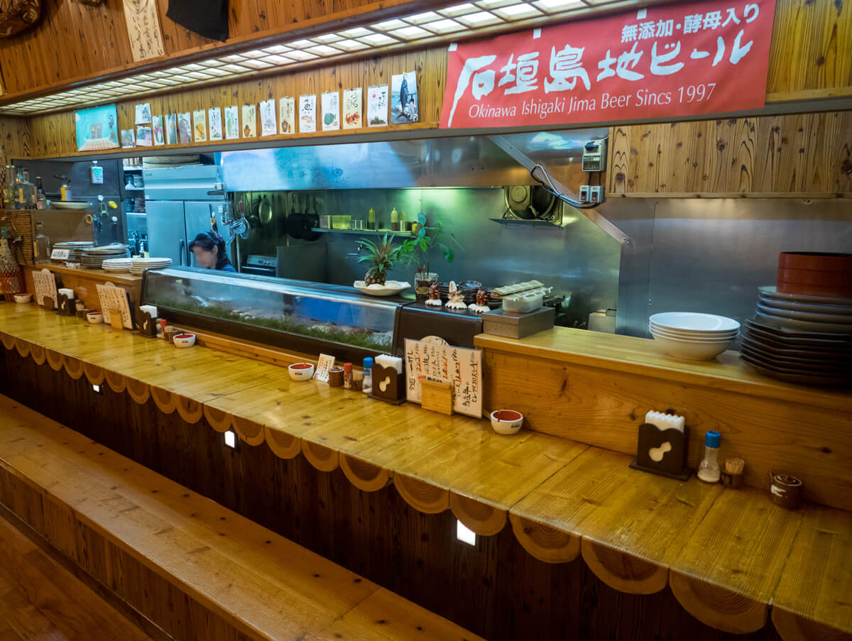 居酒屋ゆくいのカウンター席