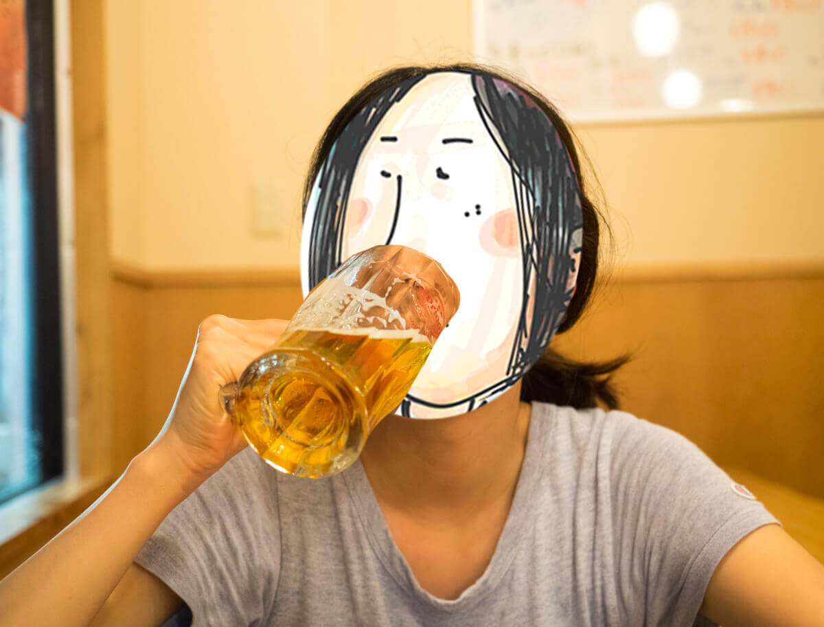 海人居酒屋 源 総本店でビールを頼む