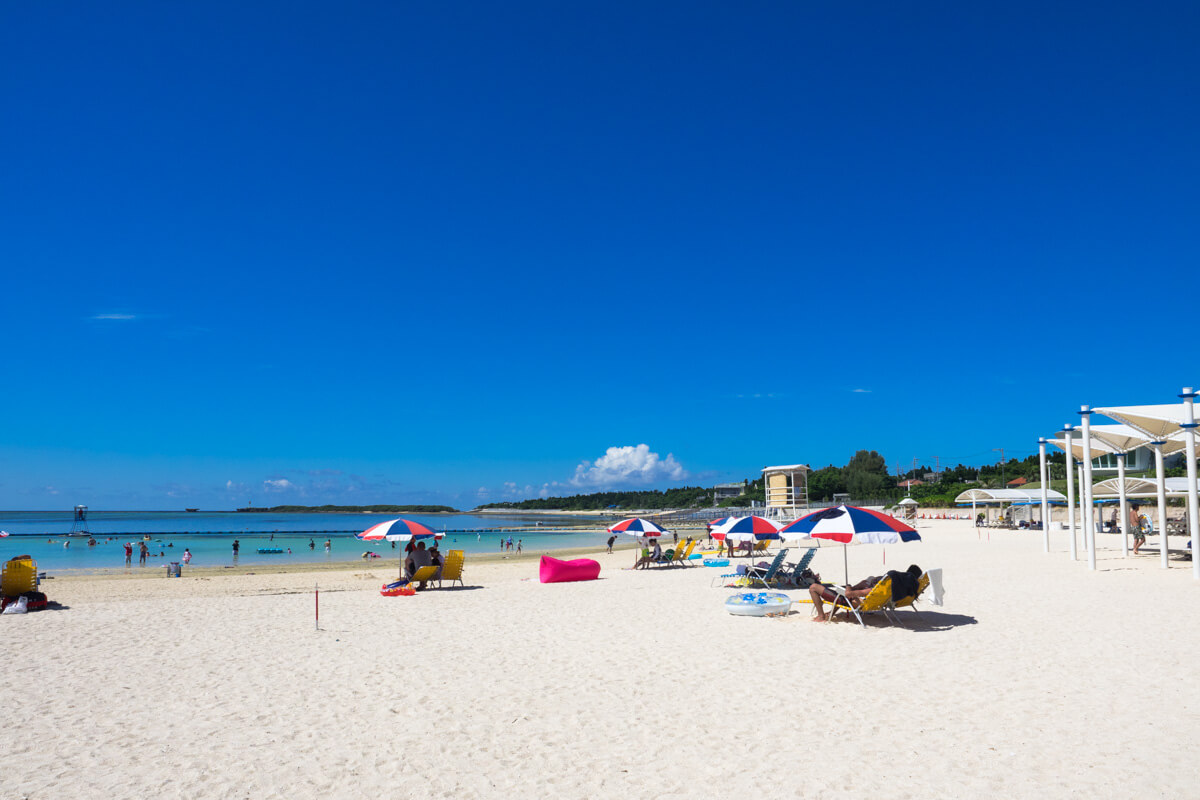 夏らしい海