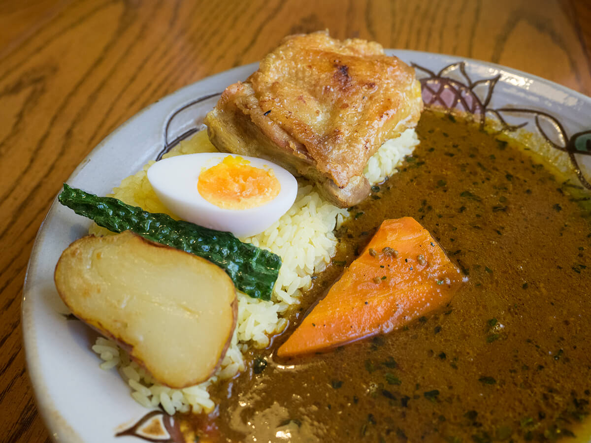 あじとやのキーマチキンカレー