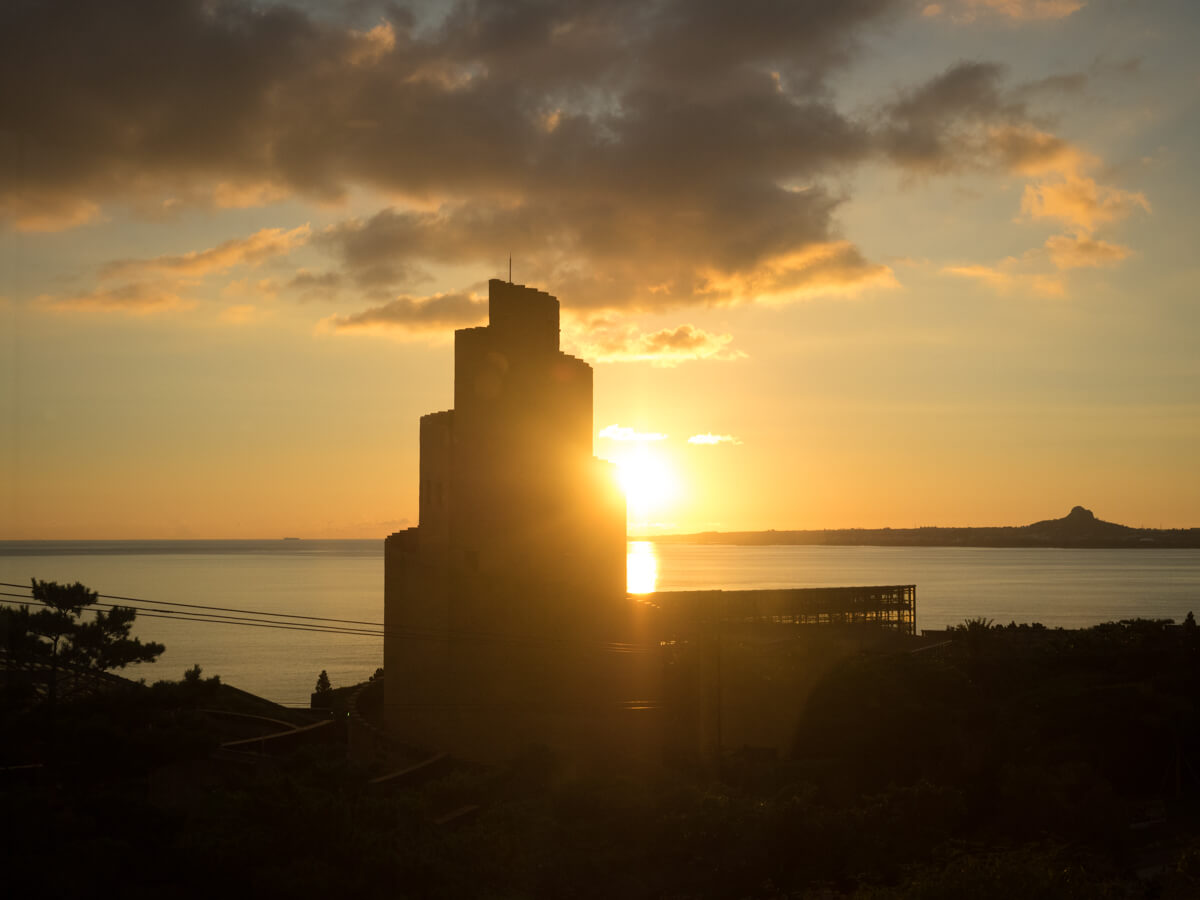 美ら海近くの夕日