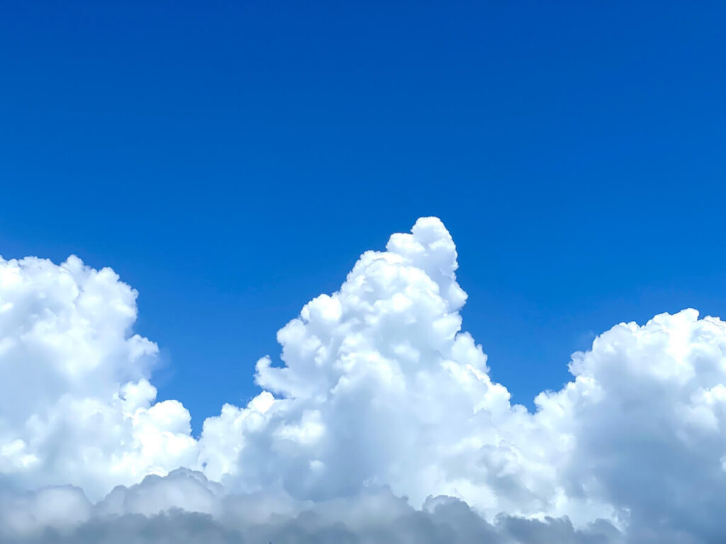 夏雲