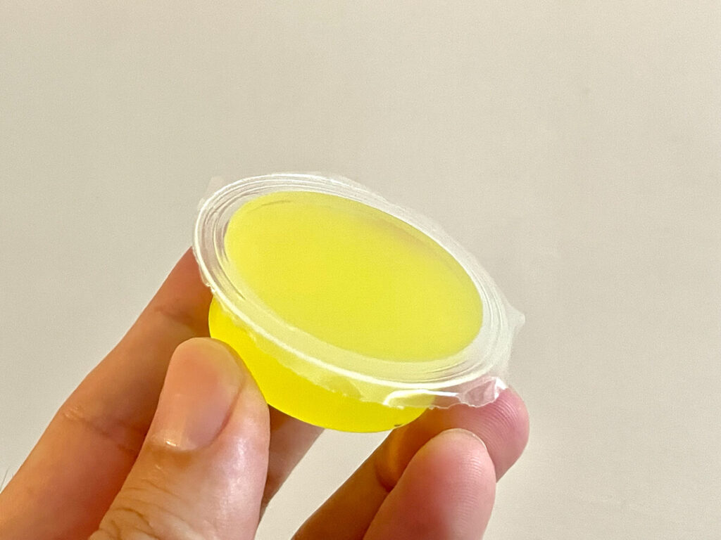 ダイソーの昆虫ゼリー